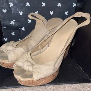sling back wedges